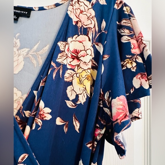 Fortune & Ivy High Low Dress Size 1X from Stitch Fix - Picture 3 of 7